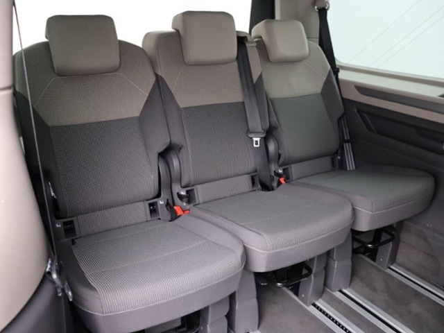 Volkswagen Multivan 2.0 TDI DSG Lang T7