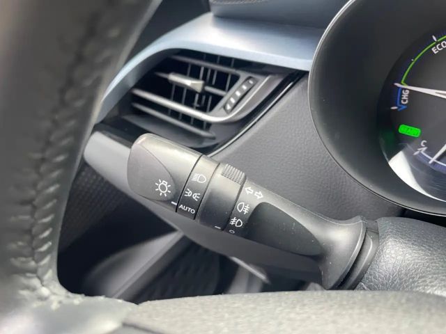 Toyota C-HR Hybride Team D