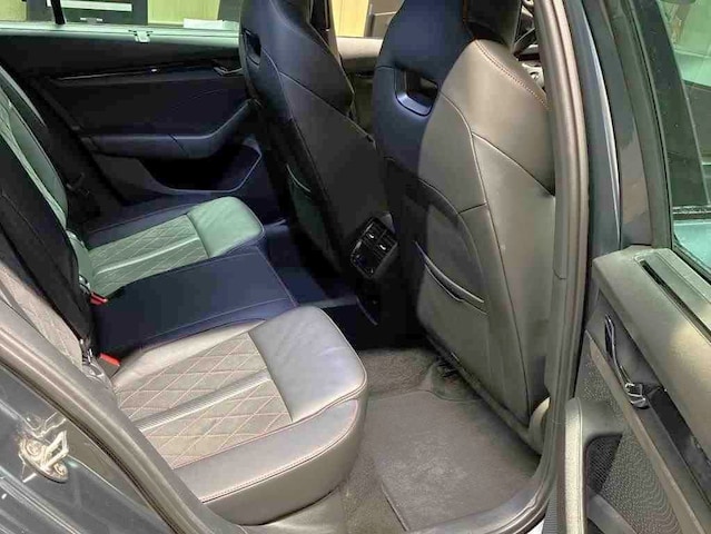 Skoda Octavia 2.0 TSI Combi