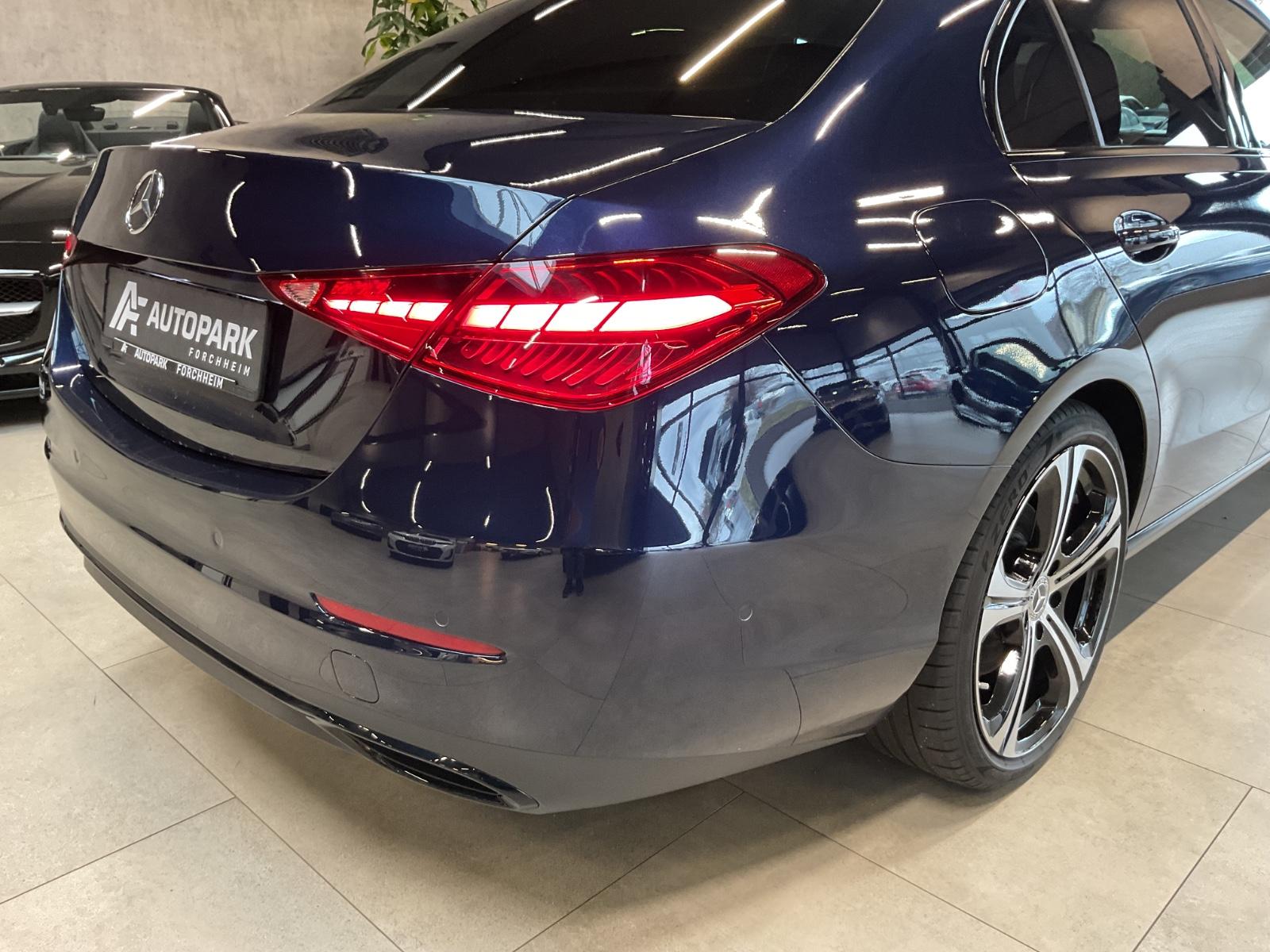 Mercedes-Benz C 200 AVANTGARDE Sedan