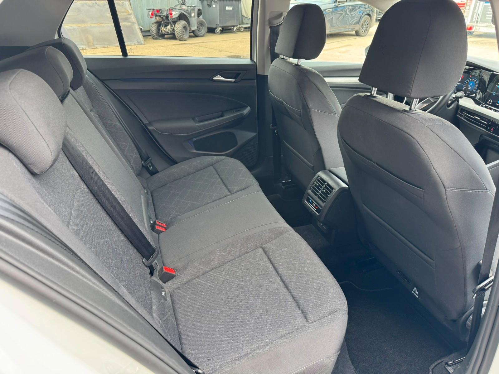 Volkswagen Golf 1.5 TSI Golf VIII Life