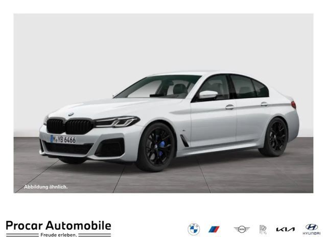 BMW 530 530d M-Sport Sedan