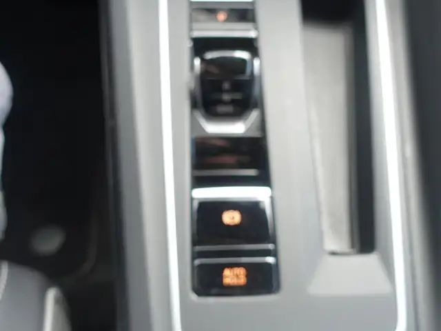 Volkswagen Golf DSG Variant