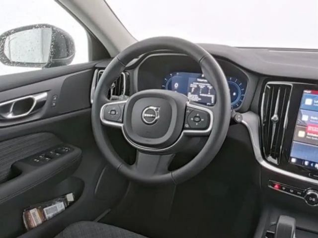 Volvo V60 Core