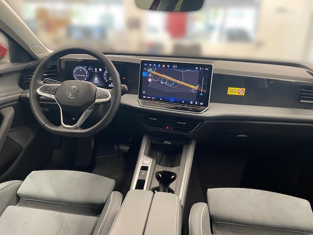 Volkswagen Passat 1.5 eTSI Business IQ.Drive