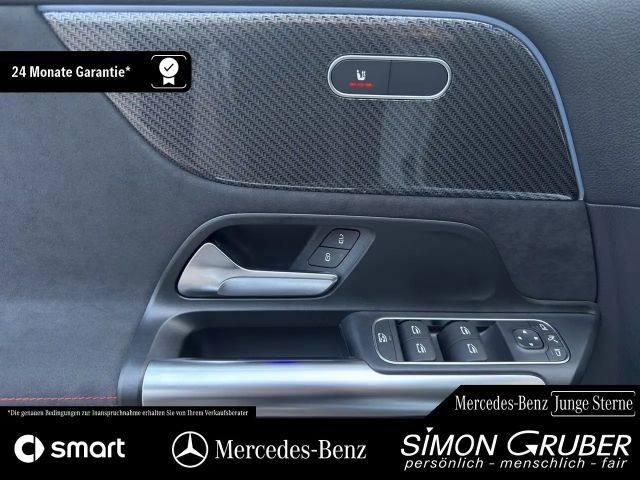 Mercedes-Benz B 200 AMG Line Sedan