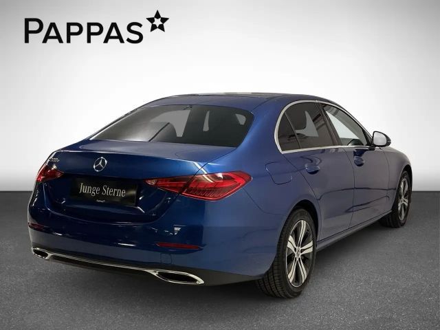 Mercedes-Benz C 300 C 300 e Sedan