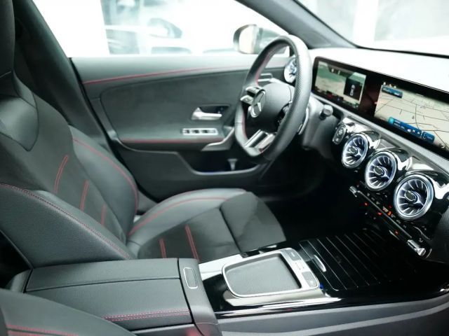 Mercedes-Benz CLA 200 AMG Line CLA 200 d Coupé