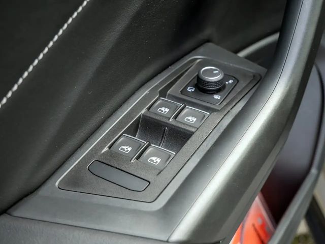 Volkswagen T-Roc 1.5 TSI Cabriolet R-Line