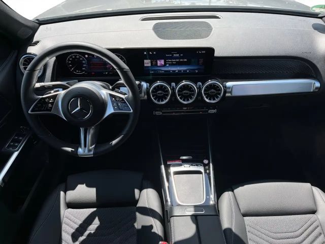 Mercedes-Benz GLB 200 Night*SHZ*AHK*Carplay*GUARD360°*Keyless*
