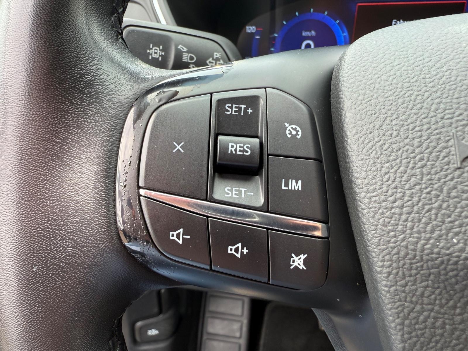 Ford Kuga Hybrid Plug in Hybrid Titanium