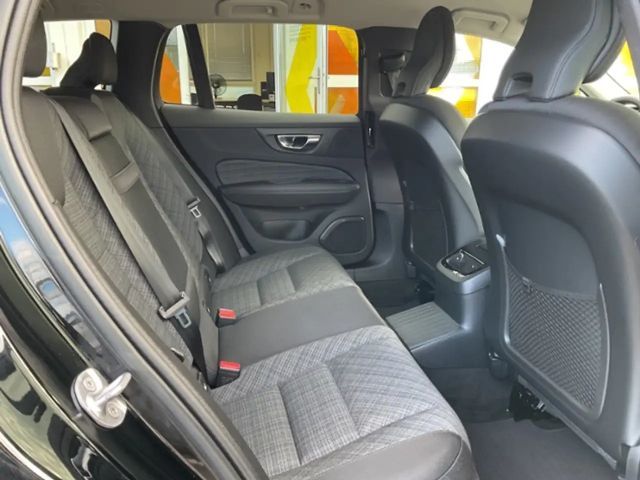 Volvo V60 AWD Core T6