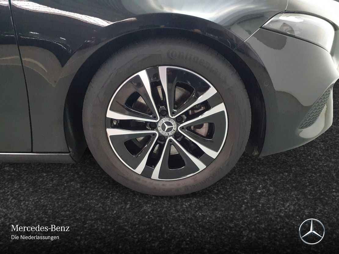 Mercedes-Benz A 180 A 180 d