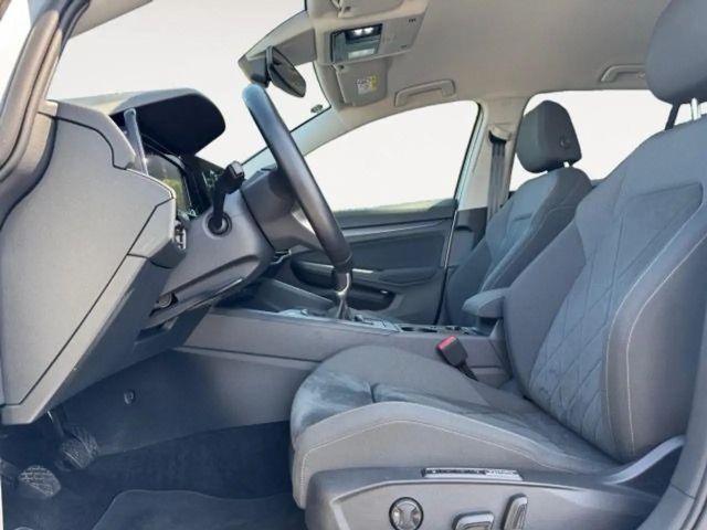 Volkswagen Golf 1.5 TSI Golf VIII Style