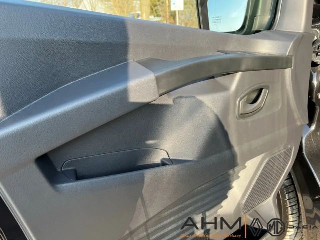 Renault Trafic Blue Combi dCi 150