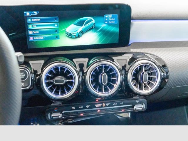 Mercedes-Benz A 180 Hatchback