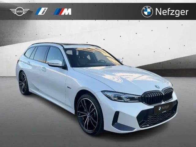 BMW 330 330e M-Sport Touring