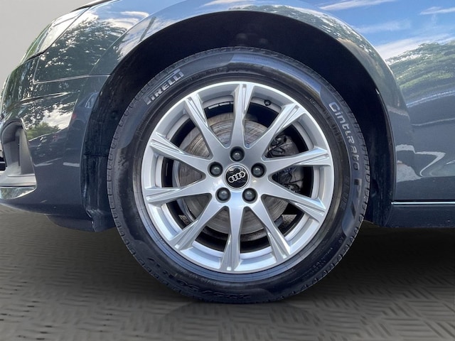 Audi A4 30 TDI Avant S-Tronic