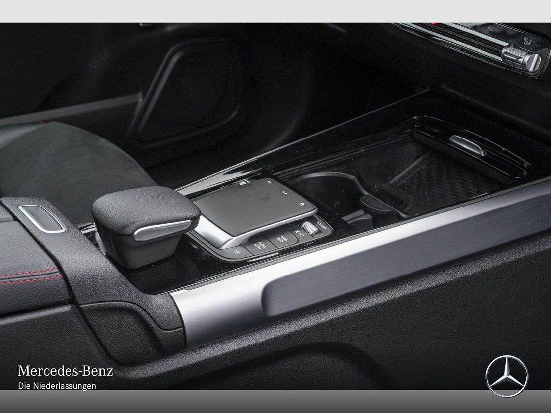 Mercedes-Benz GLB 200 GLB 200