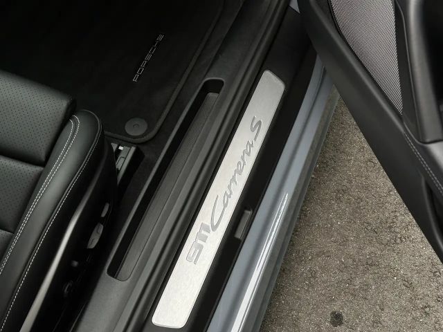 Porsche 992 Cabrio Carrera S