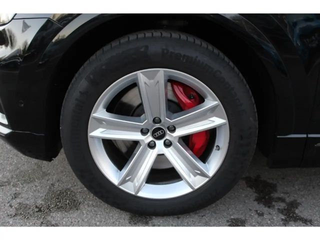 Audi Q8 55 TFSI Hybride Quattro S-Line