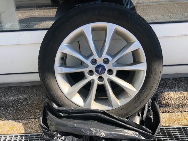 Ford Mondeo Titanium