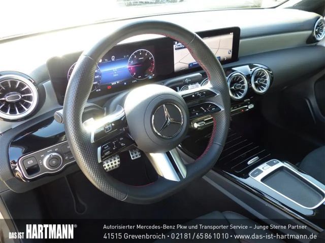 Mercedes-Benz A 180 AMG Line