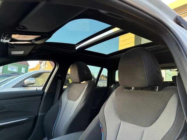 BMW 330 330e M-Sport Touring