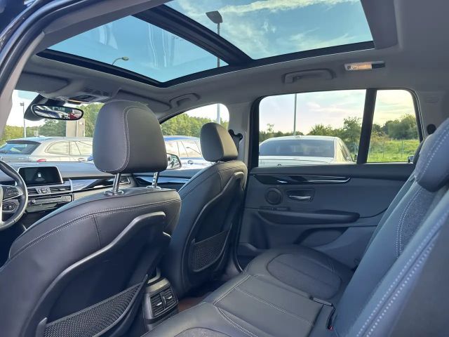 BMW 218 218d Gran Tourer Sport Line