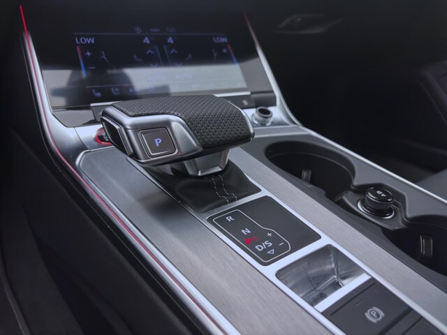 Audi S6 Avant Quattro