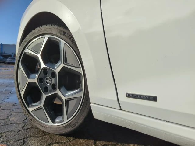 Opel Astra Sports Tourer Ultimate