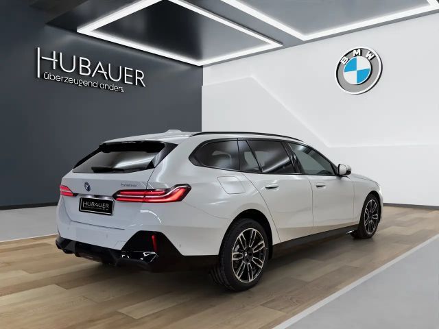 BMW 530 530e Touring