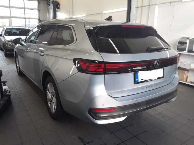 Volkswagen Passat 1.5 eTSI Business DSG