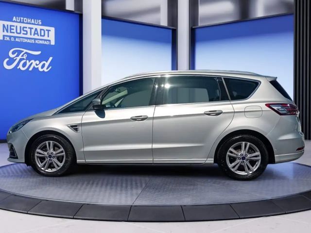 Ford S-Max Titanium