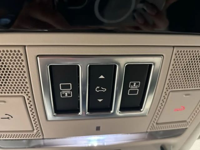 Land Rover Discovery Dynamic HSE