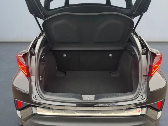 Toyota C-HR Hybride Team D