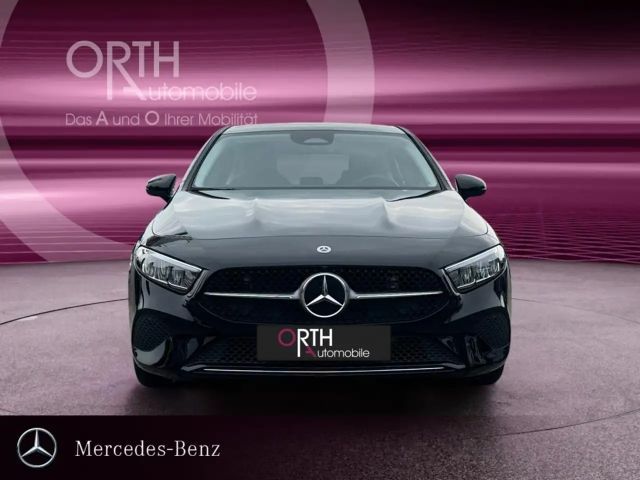 Mercedes-Benz A 180 Progressive