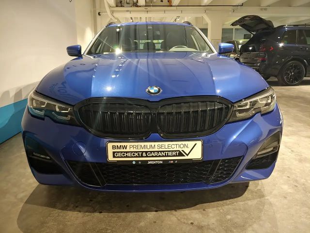 BMW 330 330e M-Sport
