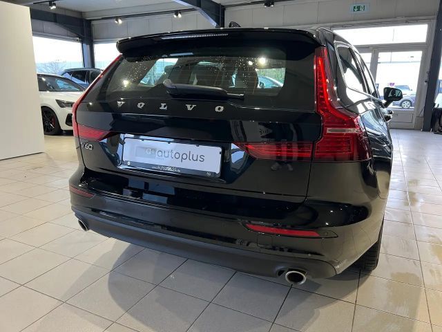 Volvo V60 Momentum