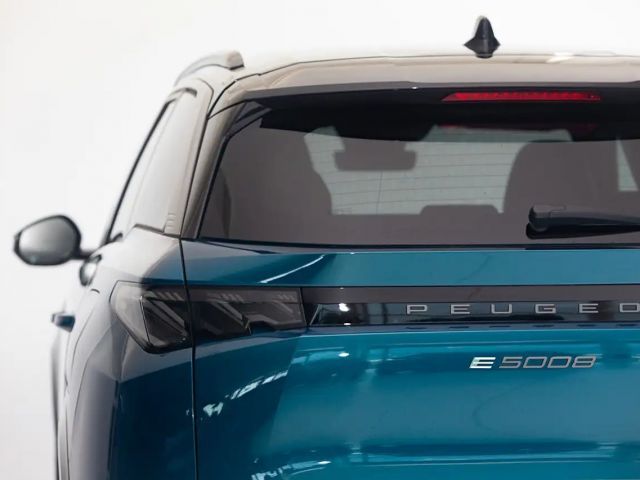Peugeot E-5008 GT-Line