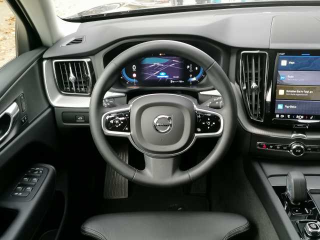 Volvo XC60 Dark Plus