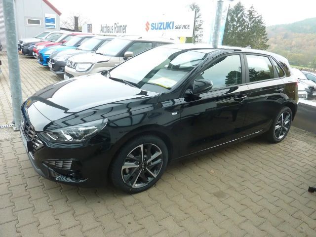 Hyundai i30 Hybrid T-GDi Trend