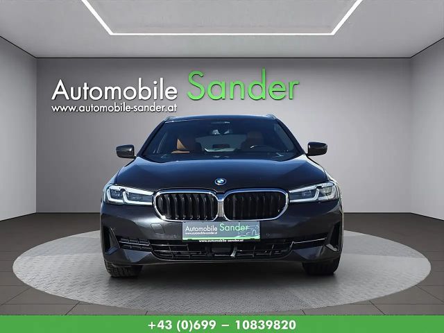 BMW 530 530e Touring xDrive