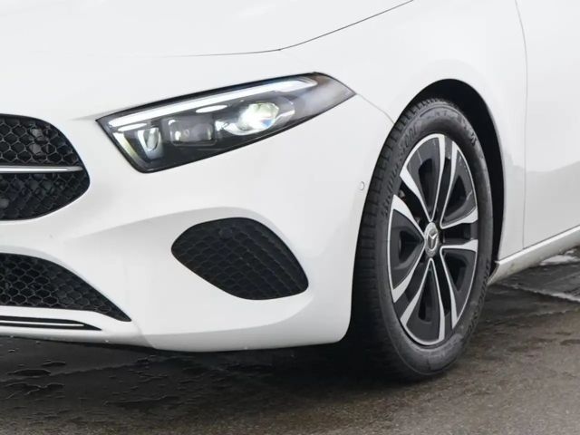 Mercedes-Benz A 200 Progressive
