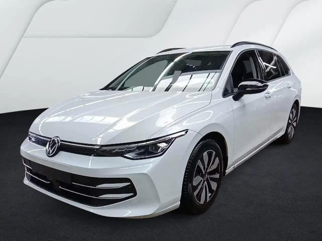 Volkswagen Golf 1.5 eTSI DSG Life Variant