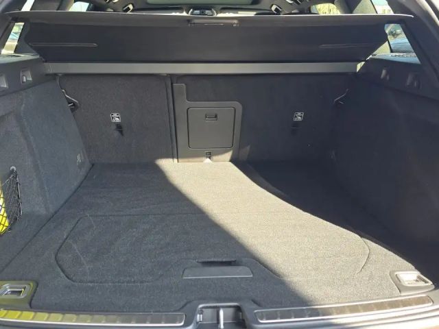 Volvo V60 Cross Country AWD Plus