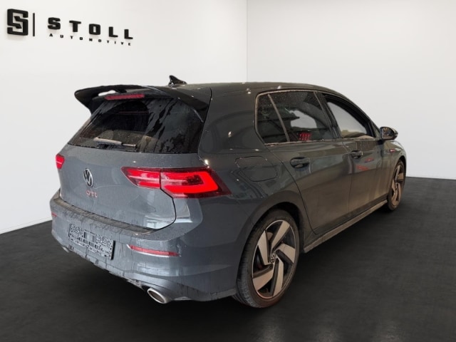 Volkswagen Golf 2.0 TSI Golf VIII