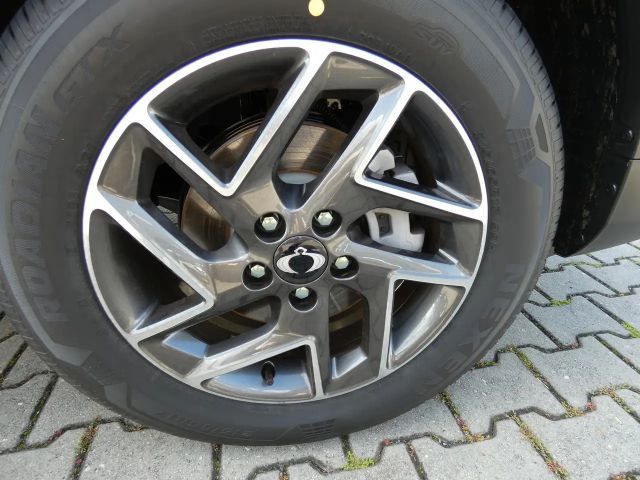 SsangYong Korando E-Motion Platinum Automatik Navi Sitzheizung PDC