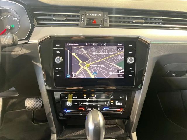 Volkswagen Passat GTE Variant