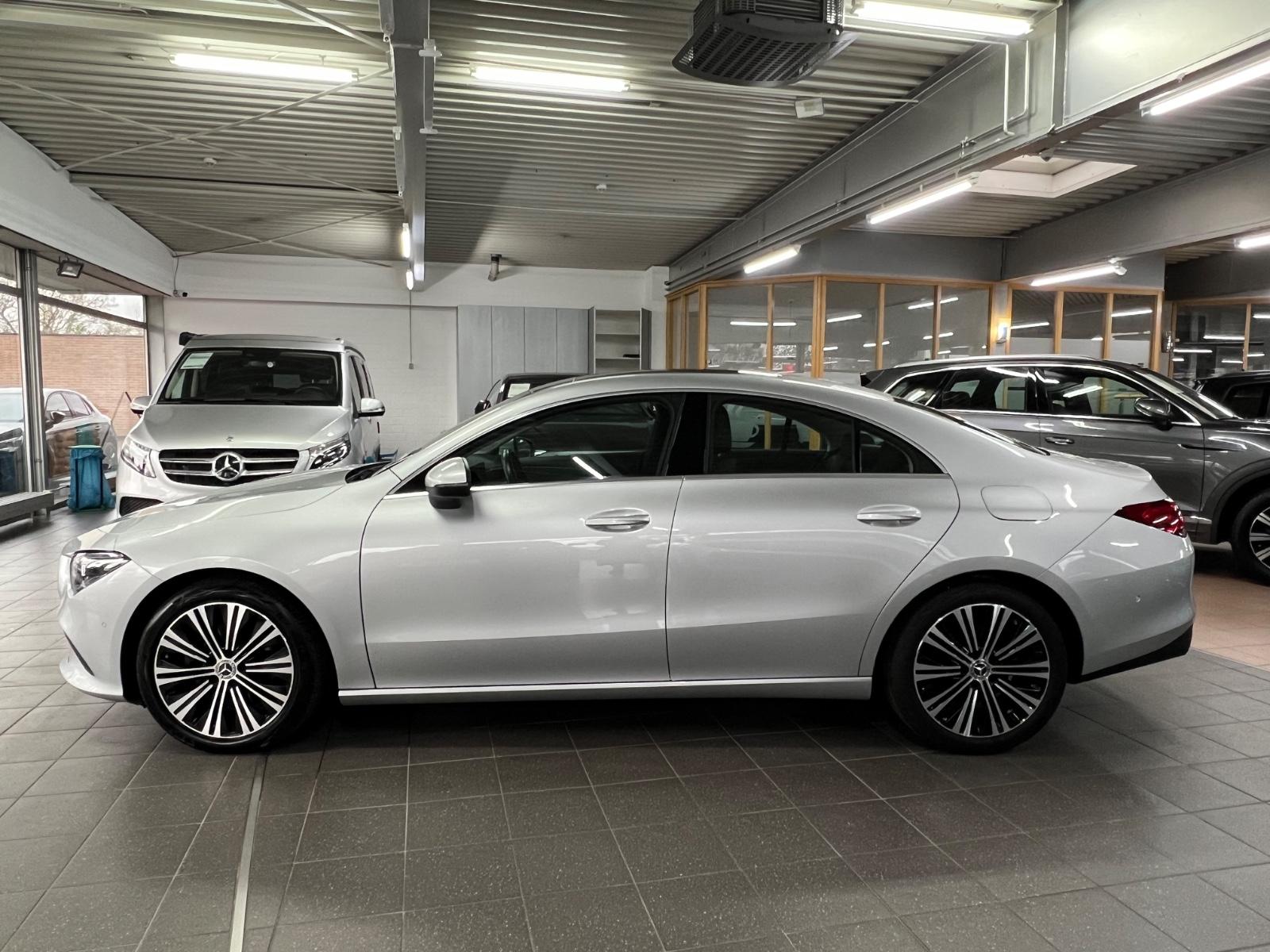 Mercedes-Benz CLA 200 4MATIC Coupé Progressive